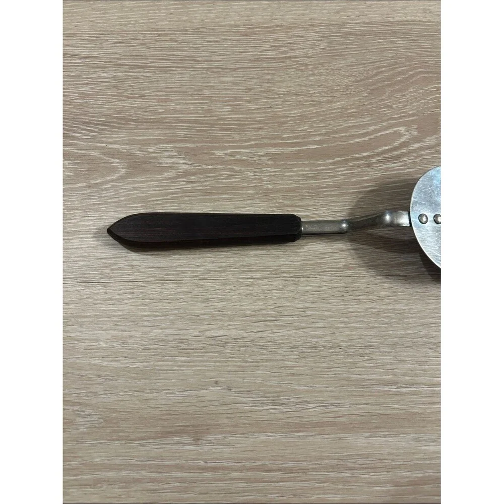 Duncan Hines Stainless Steel 6in Turner Spatula Wooden Handle